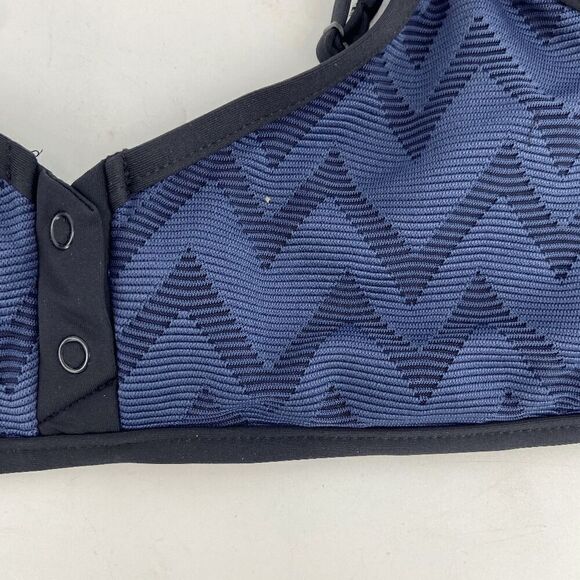 Tavik Marlowe Women Ombre blue Textured Chevron New Crop Bikini Top Medium - Picture 10 of 10